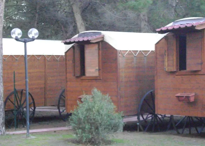 Circolo Velico Lucano 假日公园 *